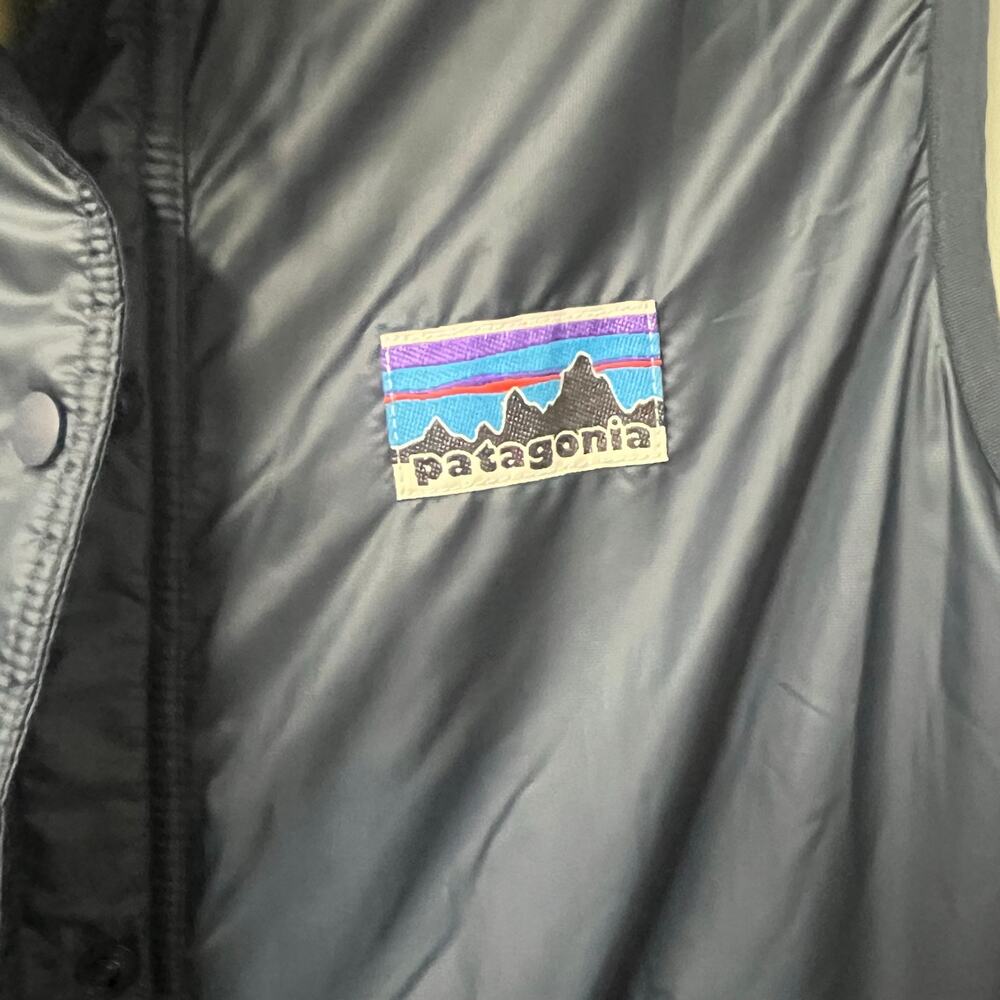 Patagonia oat and navy woolie fleece reversible vest womens sz large